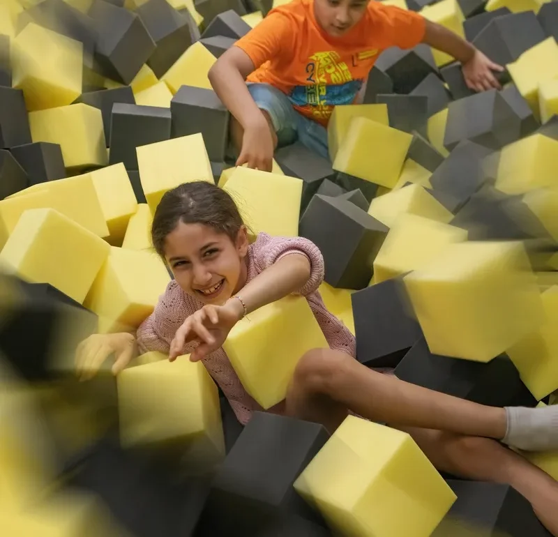 Maze Mayhem - Bahrain Adventure Park